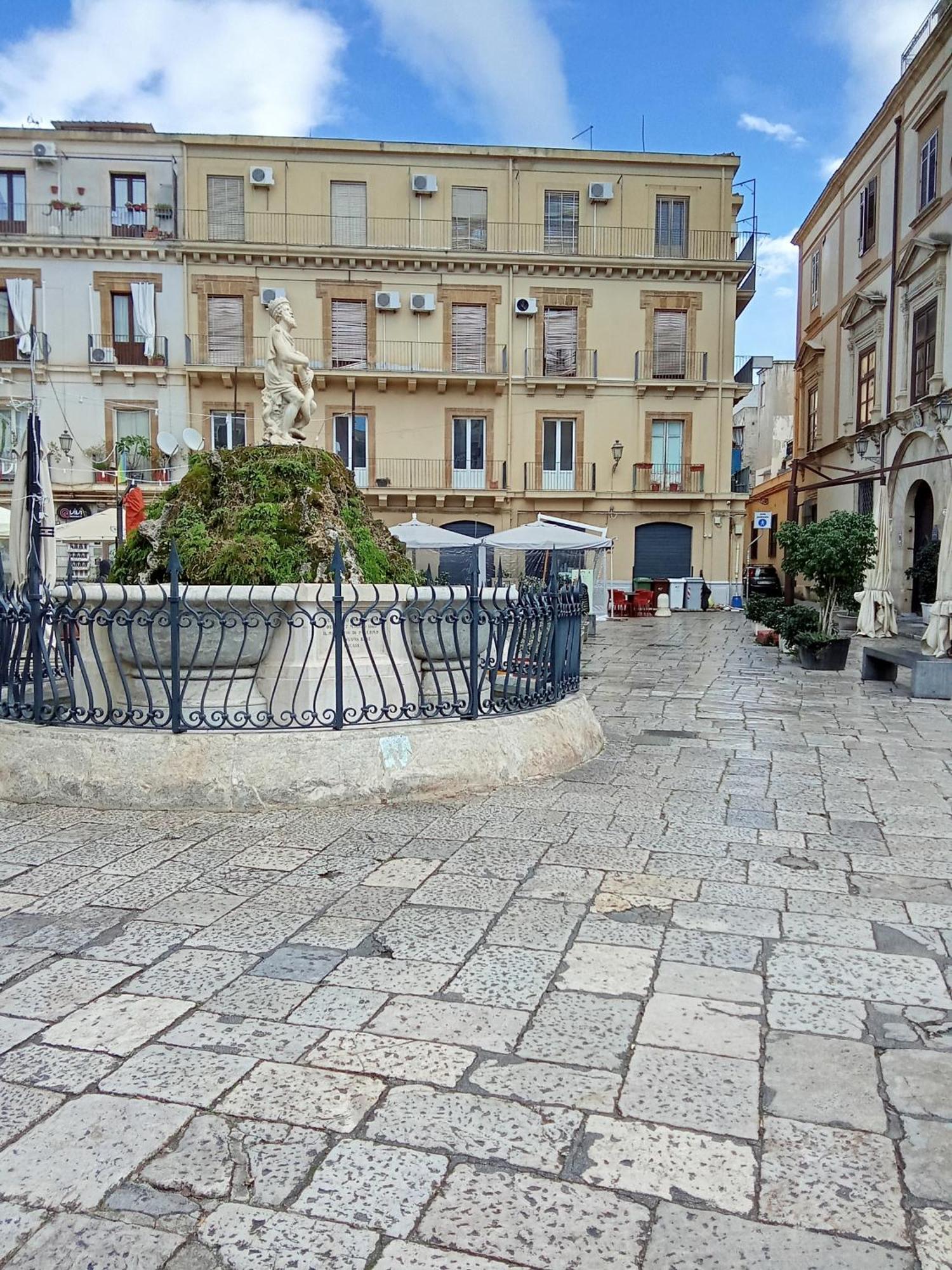 Luna Maison Палермо Экстерьер фото